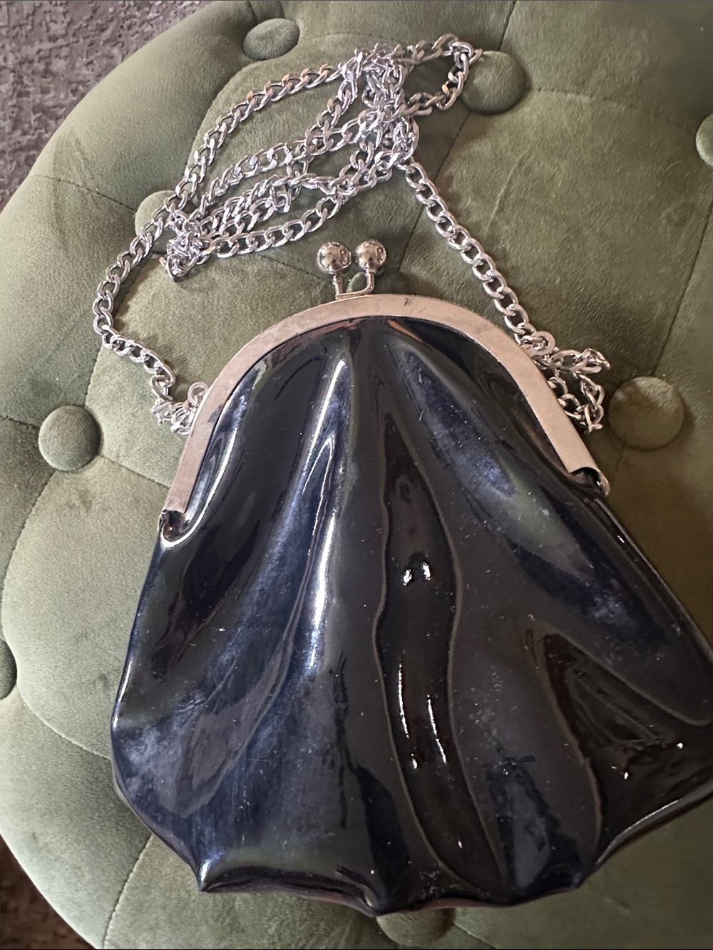 Vintage Kenneth Cole Black Kiss-Lock Chain Bag